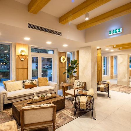Hotel Serenity 티미쇼아라 외부 사진