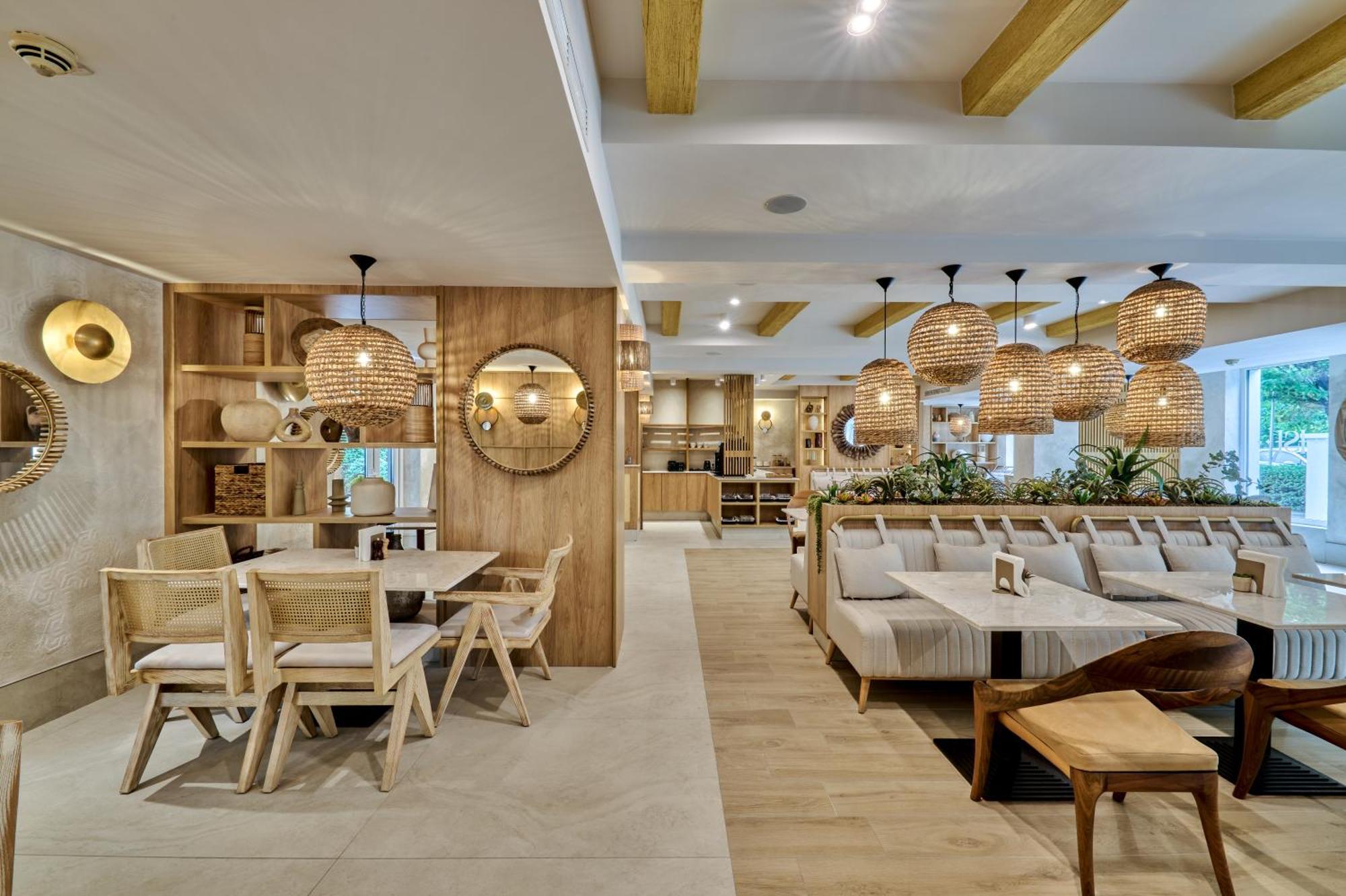 Hotel Serenity 티미쇼아라 외부 사진