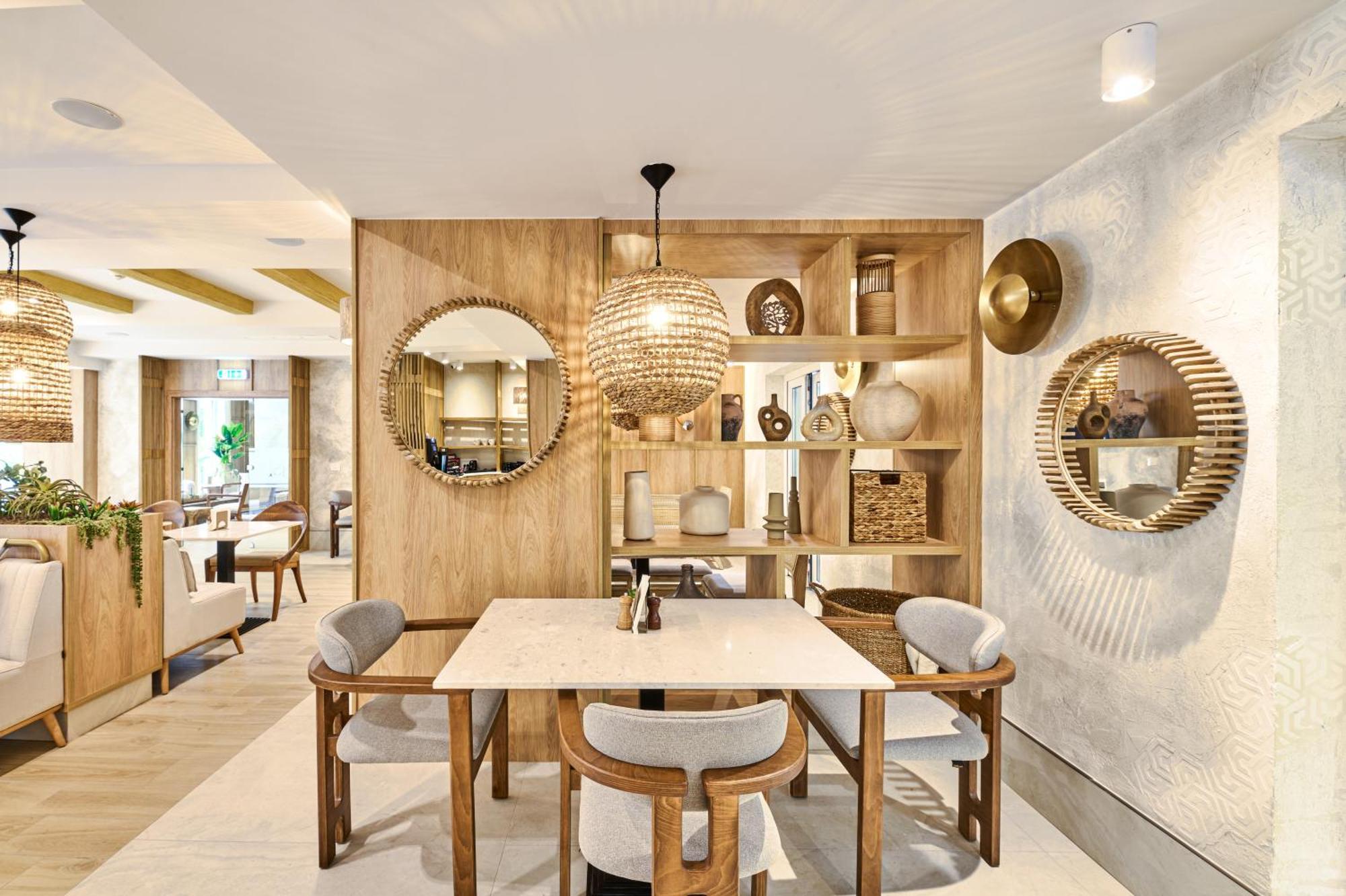 Hotel Serenity 티미쇼아라 외부 사진