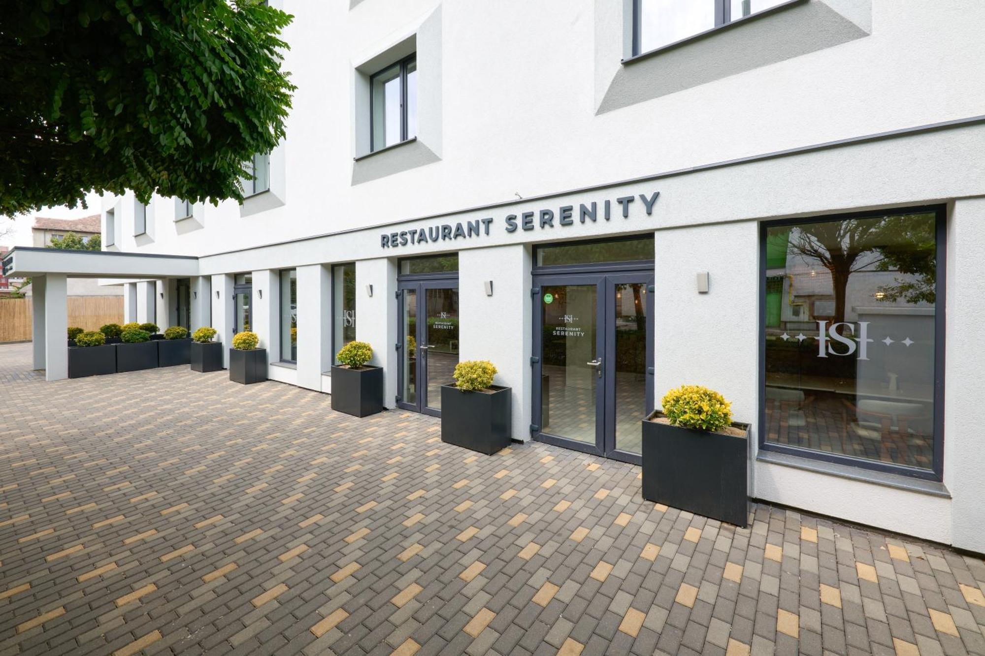 Hotel Serenity 티미쇼아라 외부 사진