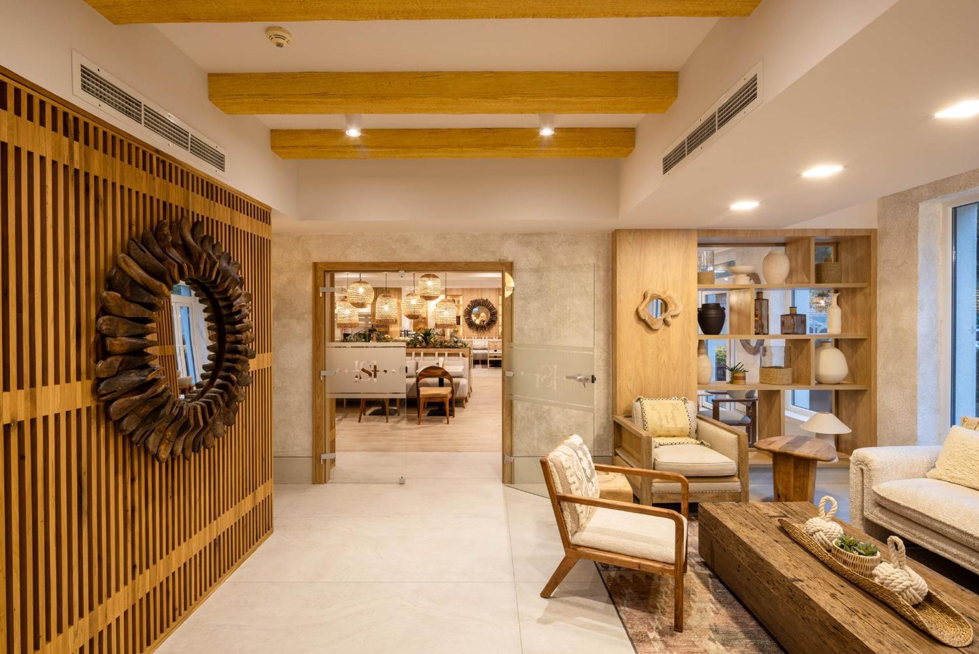 Hotel Serenity 티미쇼아라 외부 사진